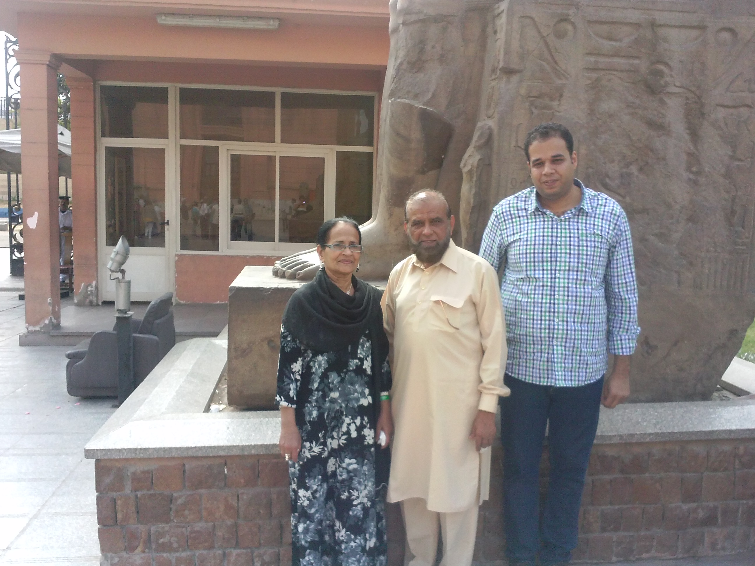 Budget day tour to Egyptian Museum Citadel and Bazaar in Cairo