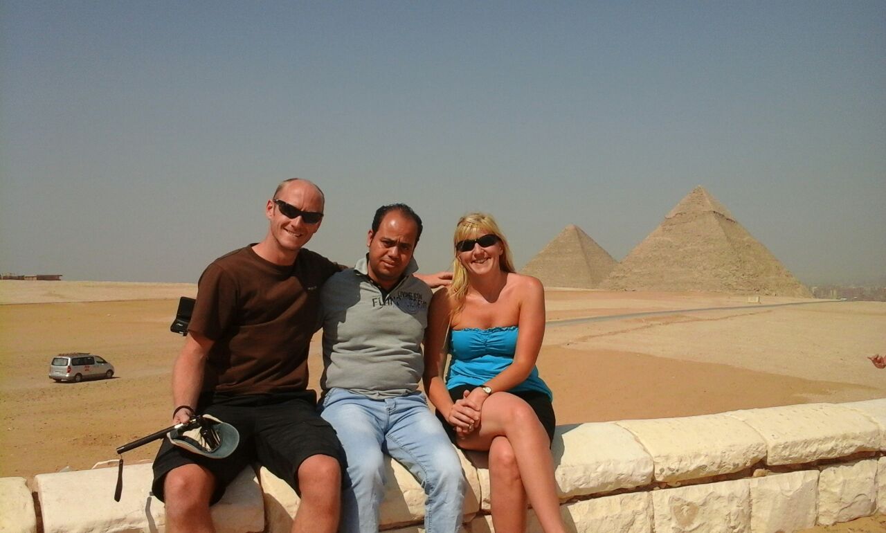 STOPOVER DAY TOUR FROM CAIRO AIRPORT VISIT GIZA PYRAMIDS SPHINX THE EGYPTIAN MUSEUM CITADEL & BAZAAR